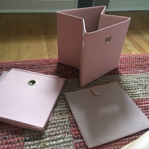 Pink cube storage bin - Picture 6 of 7